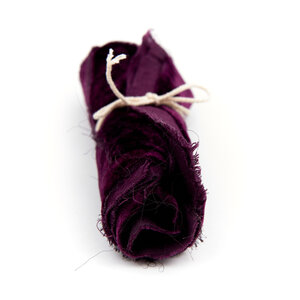 Cochineal Bugs 8% WOF and Iron 2% WOF